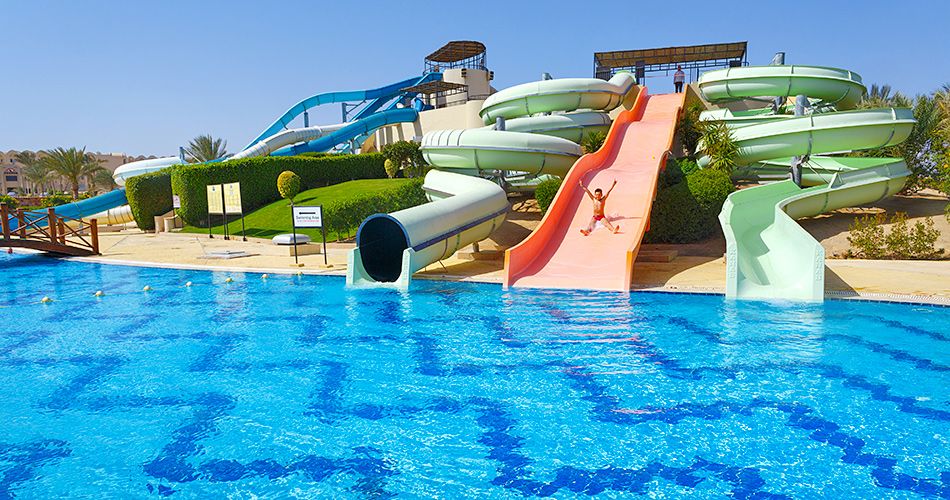 Aquapark v areálu Madinat Coraya