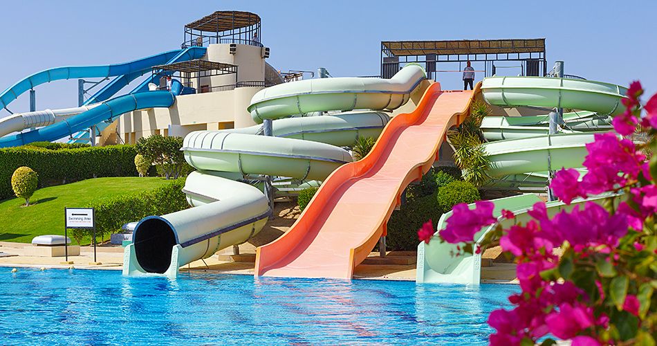 Aquapark v areálu Madinat Coraya