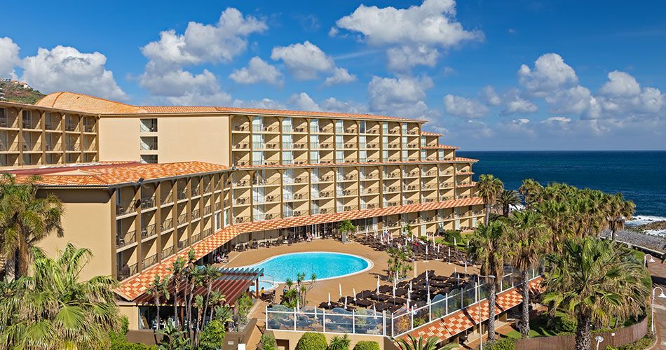 Hotel Four Views Oasis