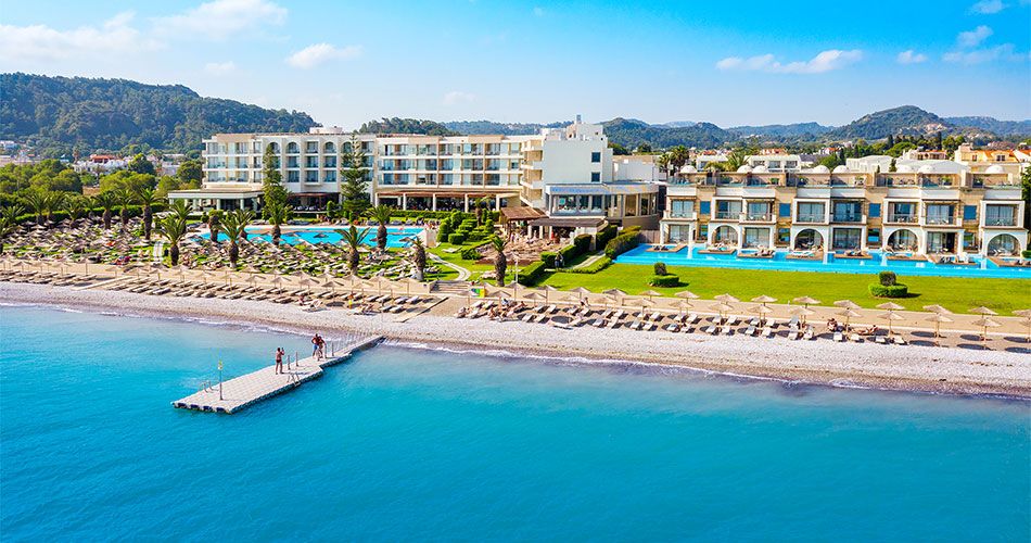 Hotel The Ixian Grand & All Suites