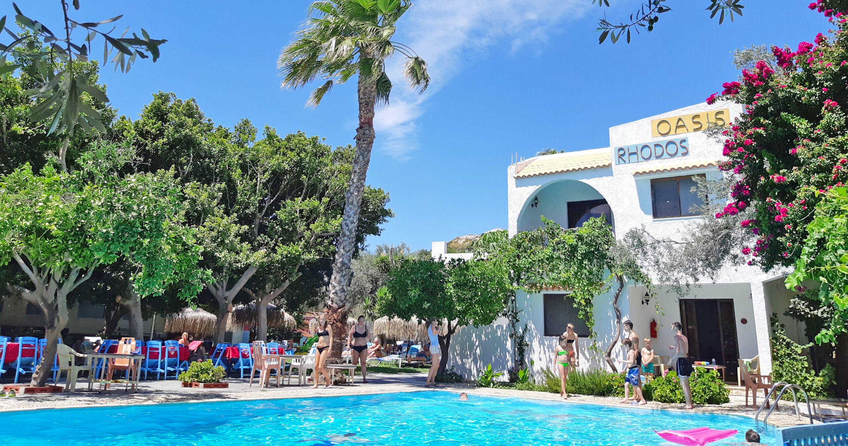 Oasis Bungalows & Hotel