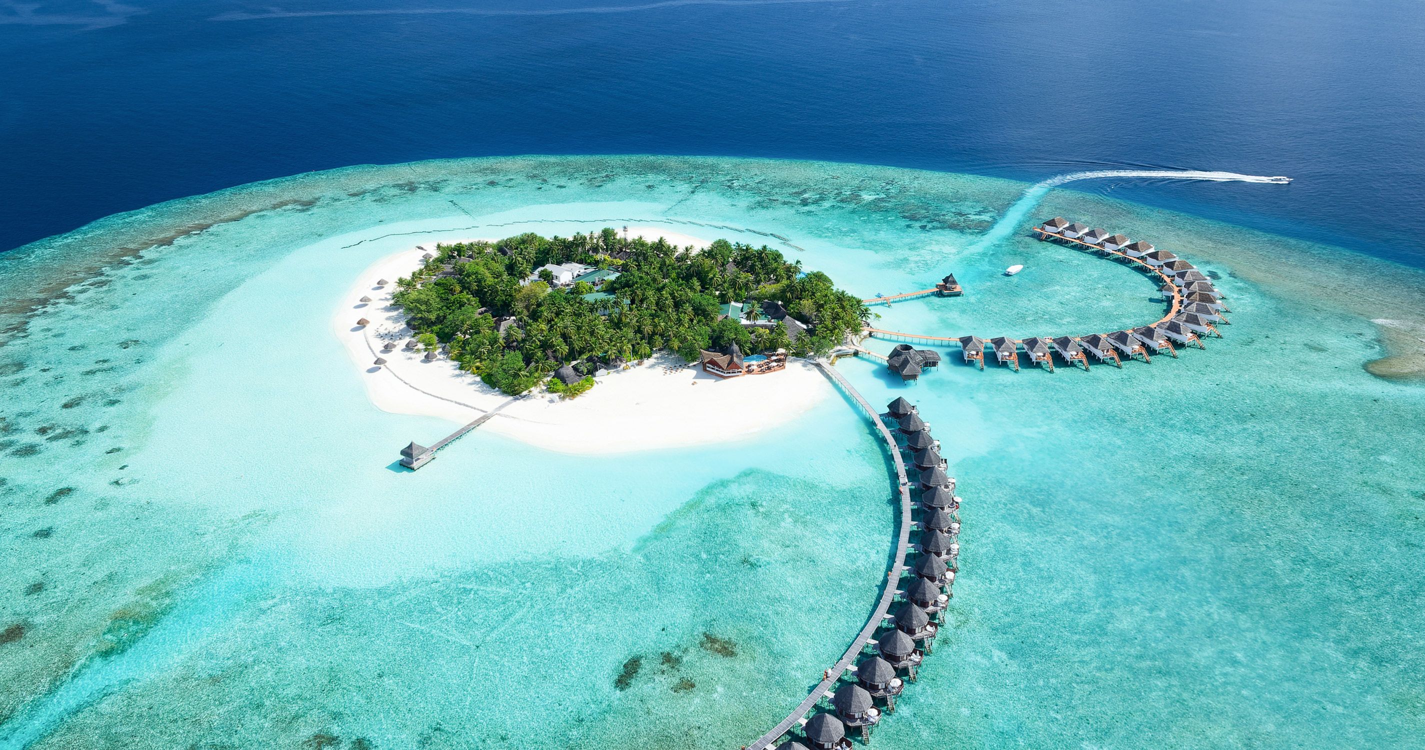 Hotel Thulhagiri Island Resort & Spa