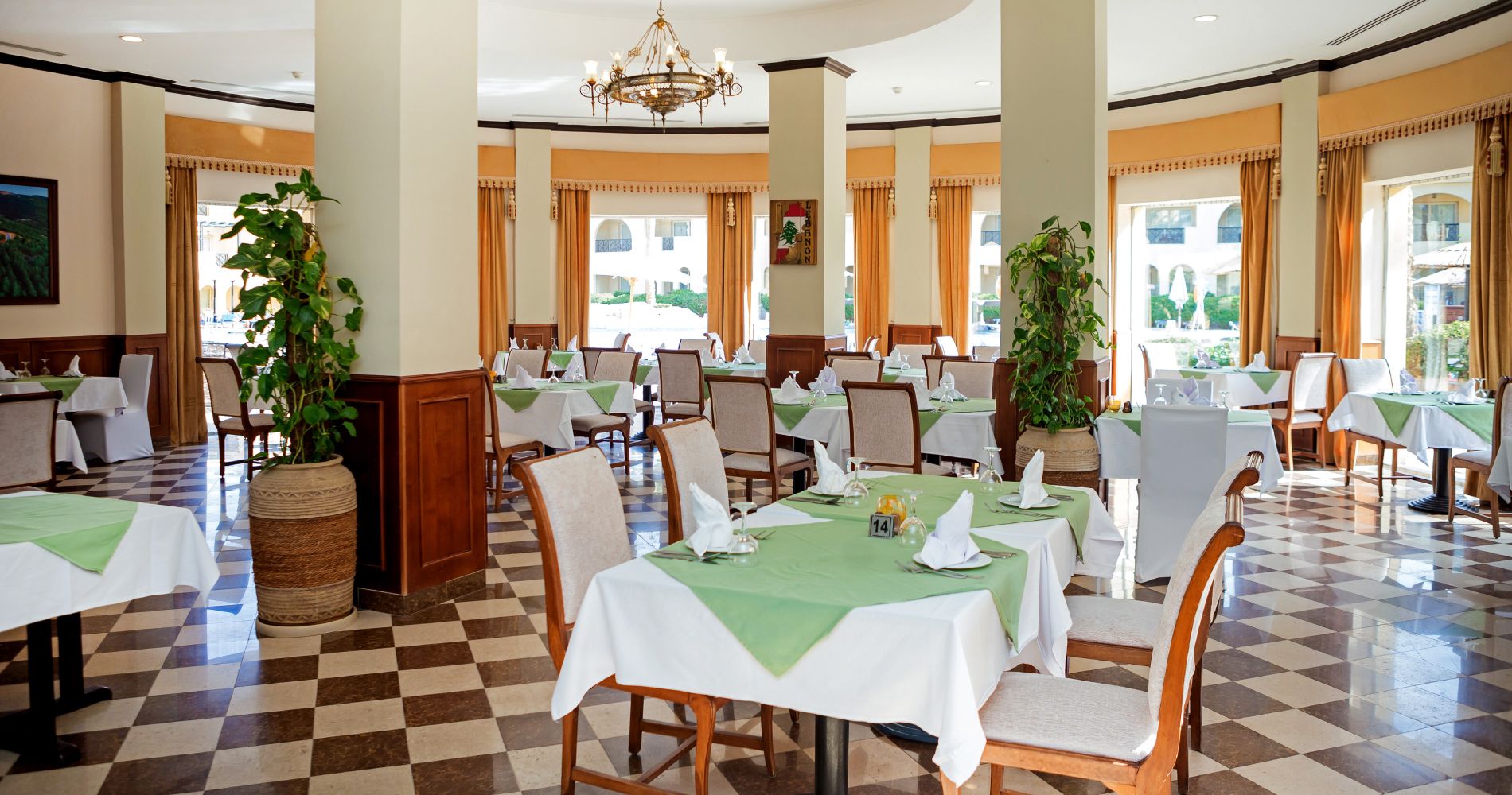 Hotel Stella Gardens Resort