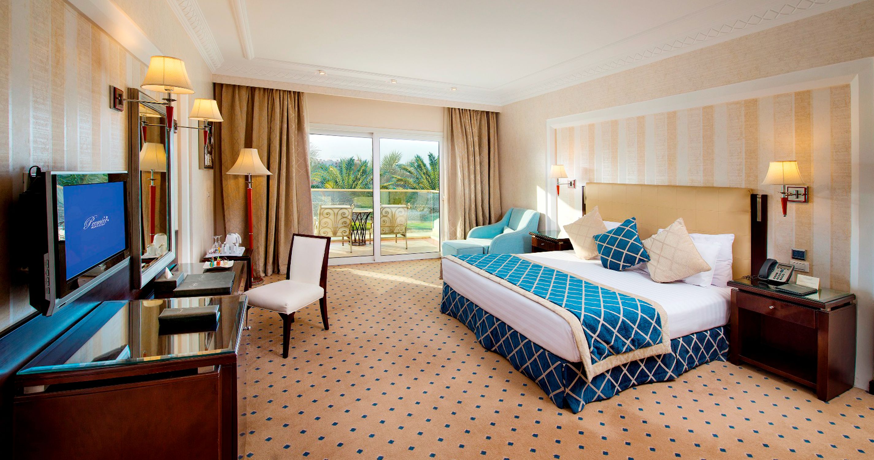 Hotel Premier Le Reve Hotel & Spa