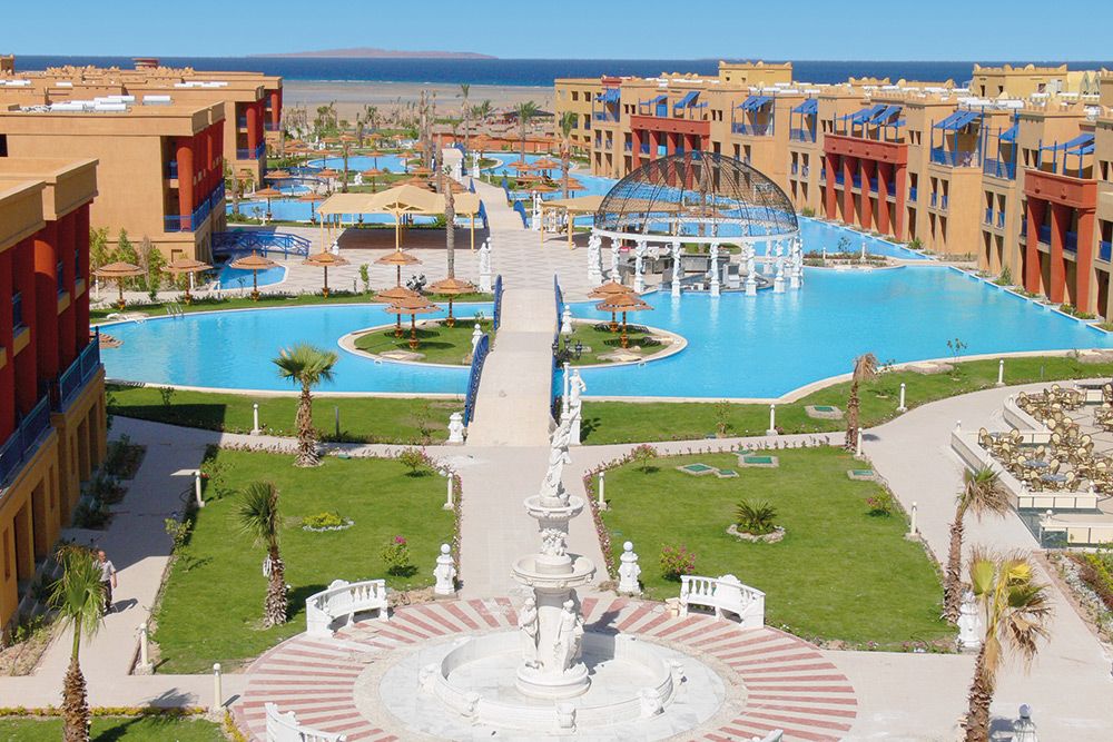Titanic Palace & Aquapark