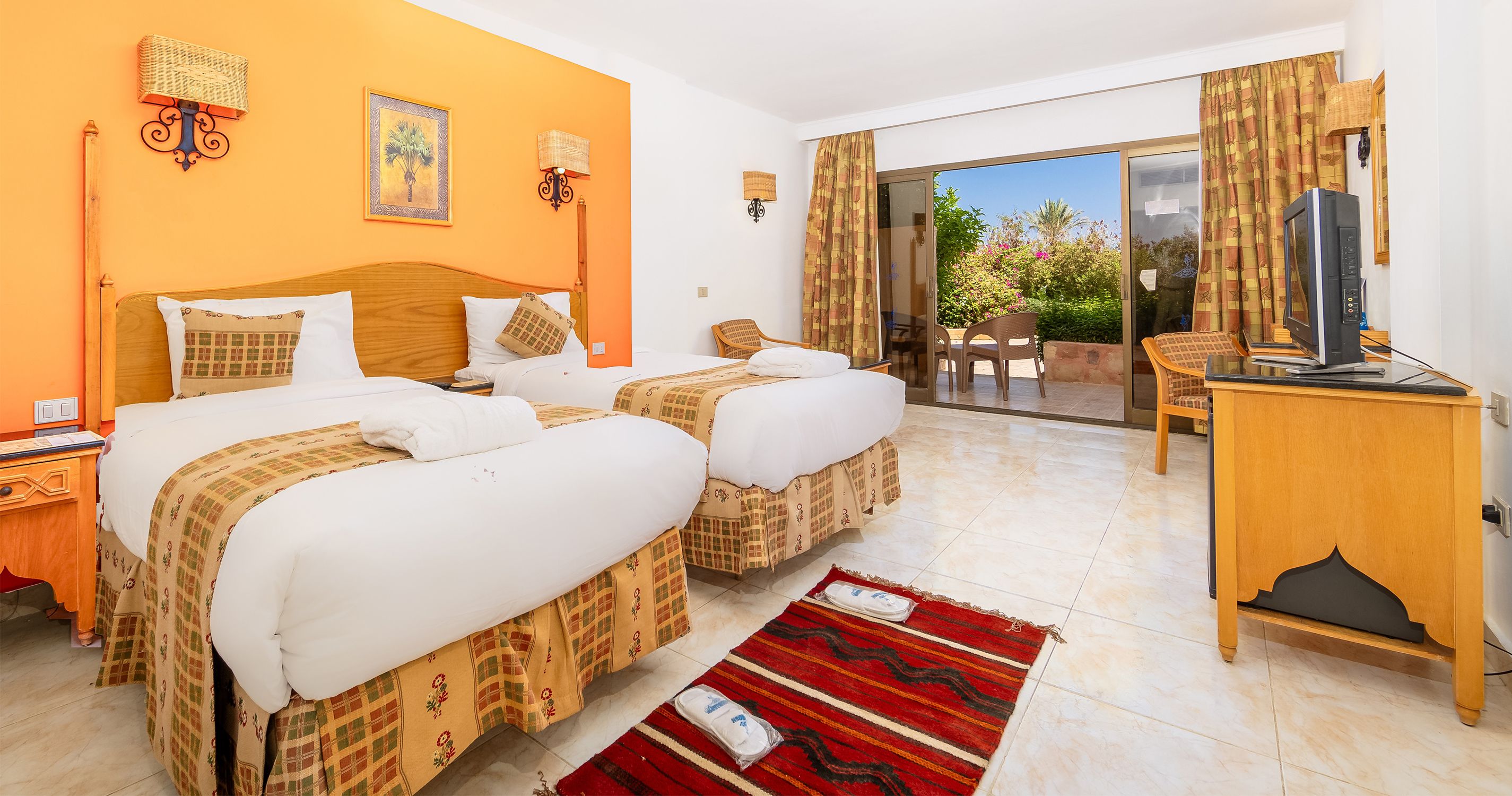 Hotel Flamenco Beach & Resort 3