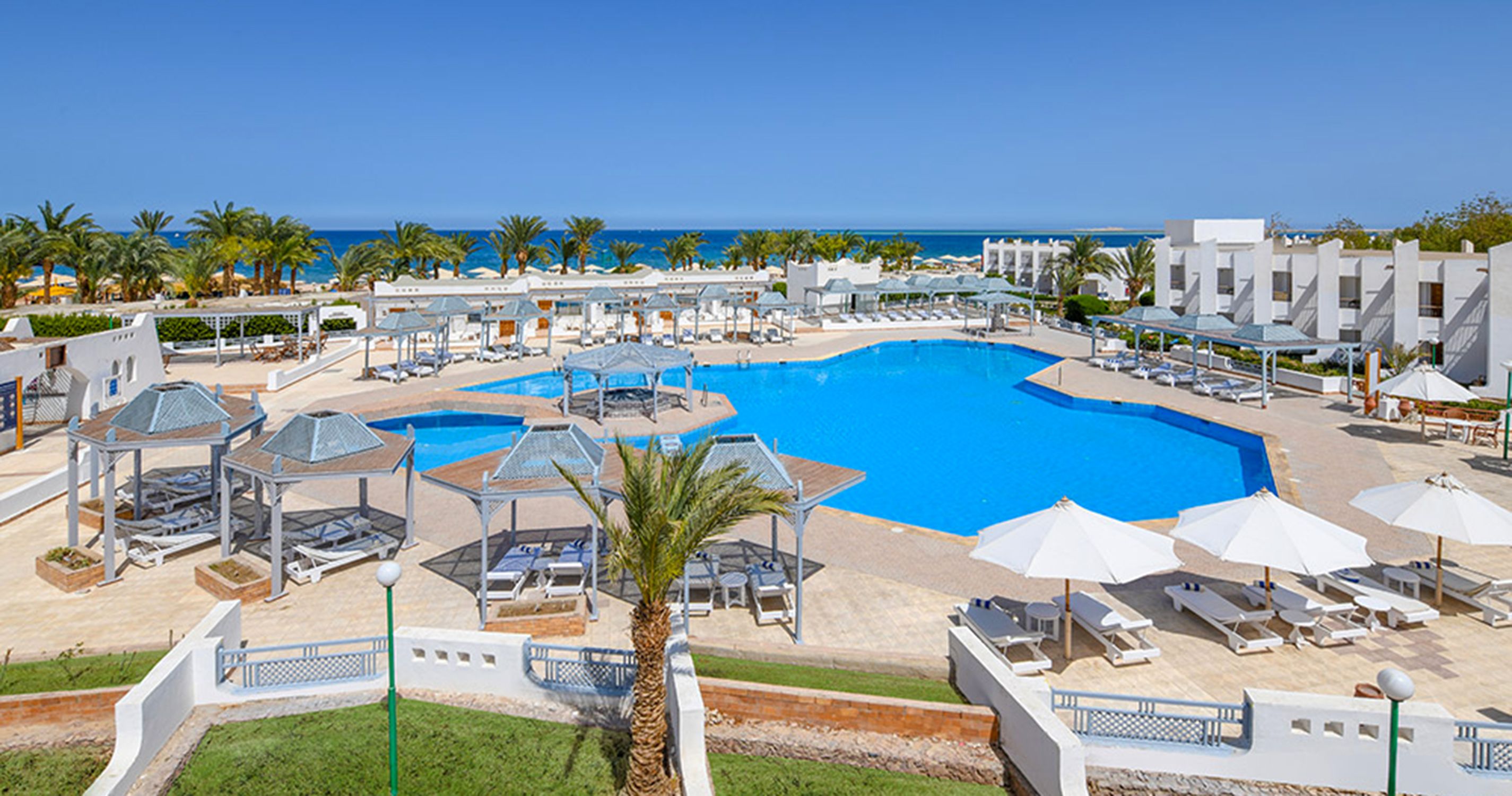 Hotel Menaville Resort