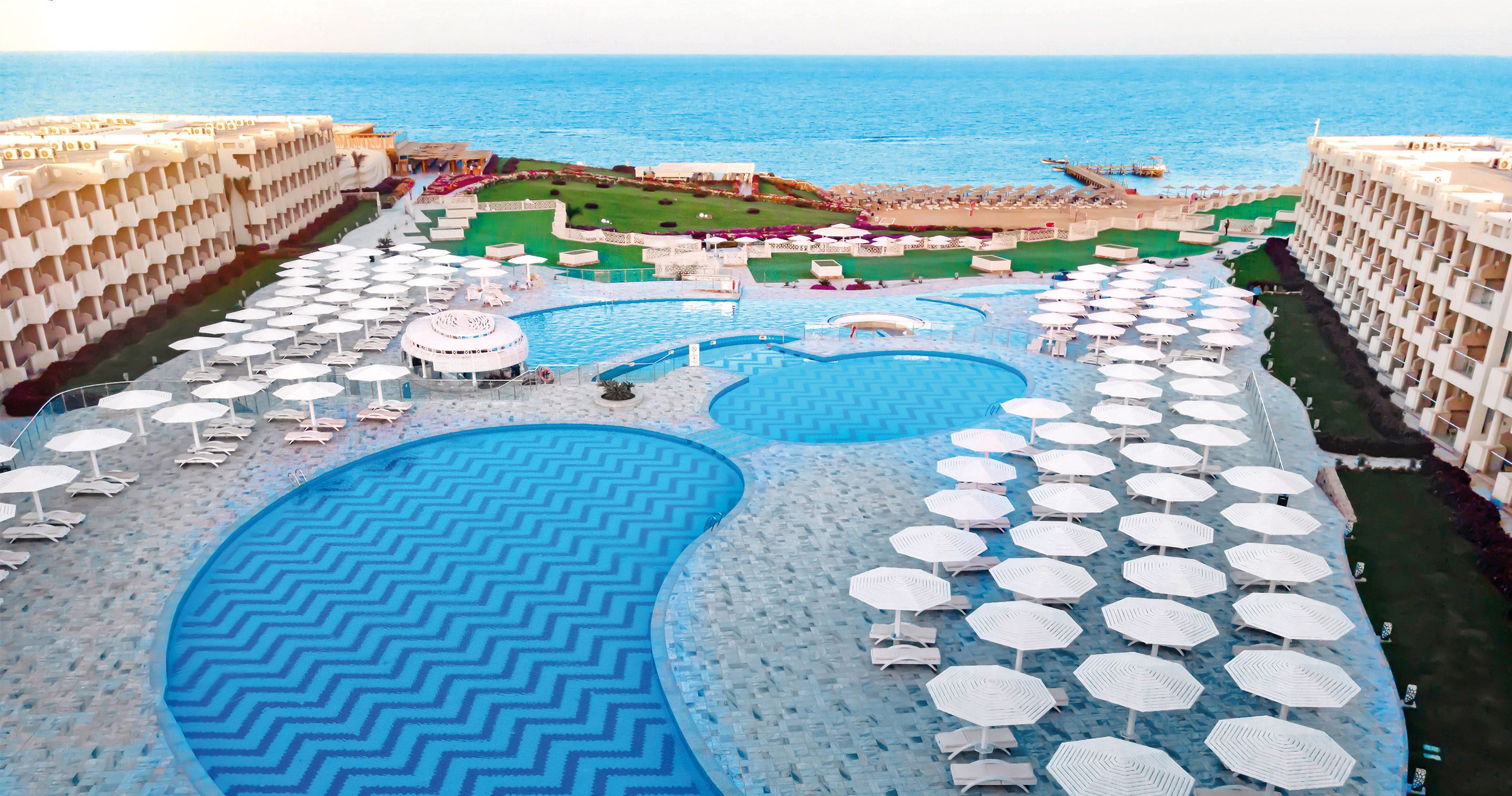 Hotel Sirena Beach Resort & Spa 3