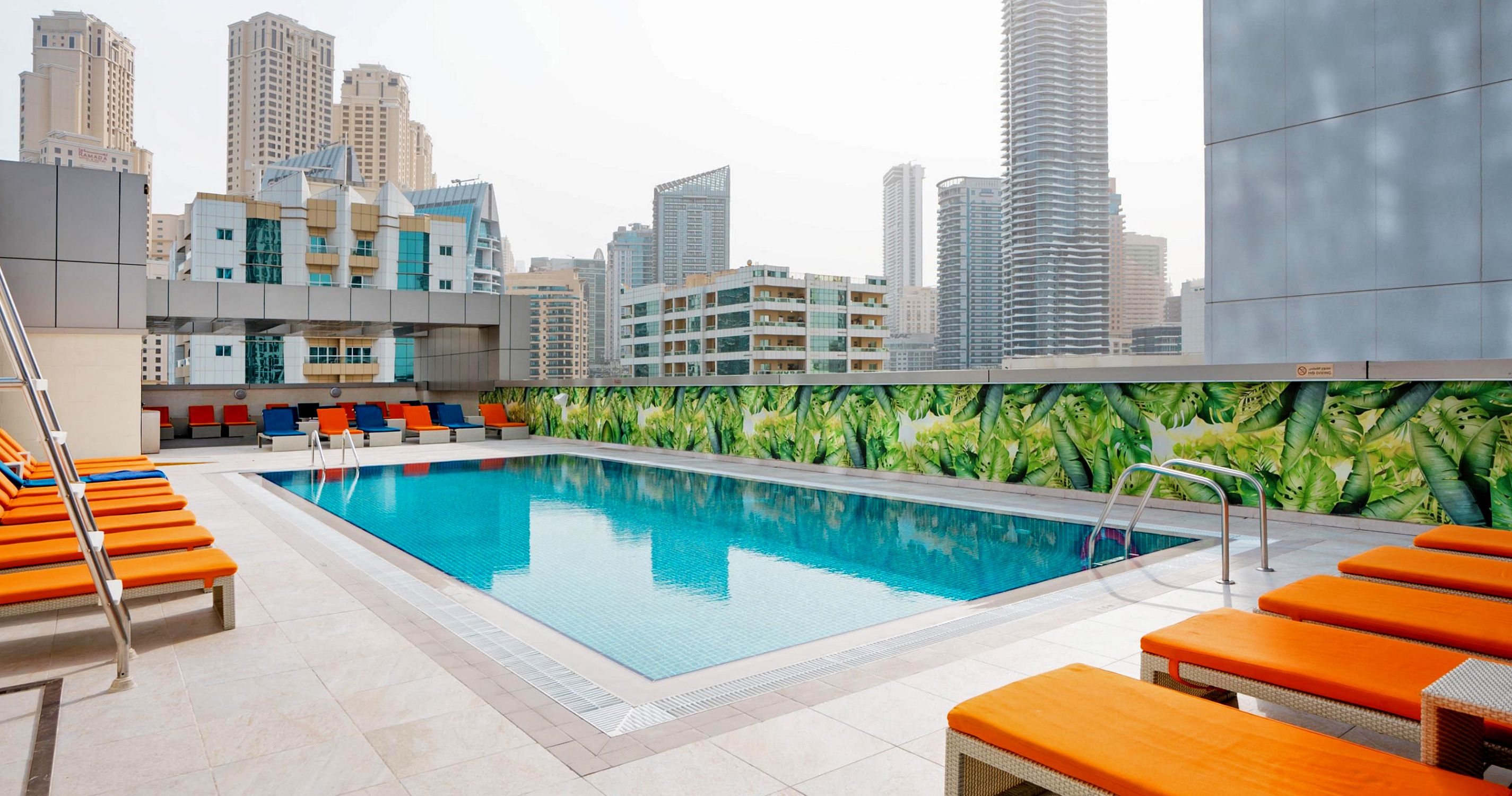 Hotel The First Collection Marina