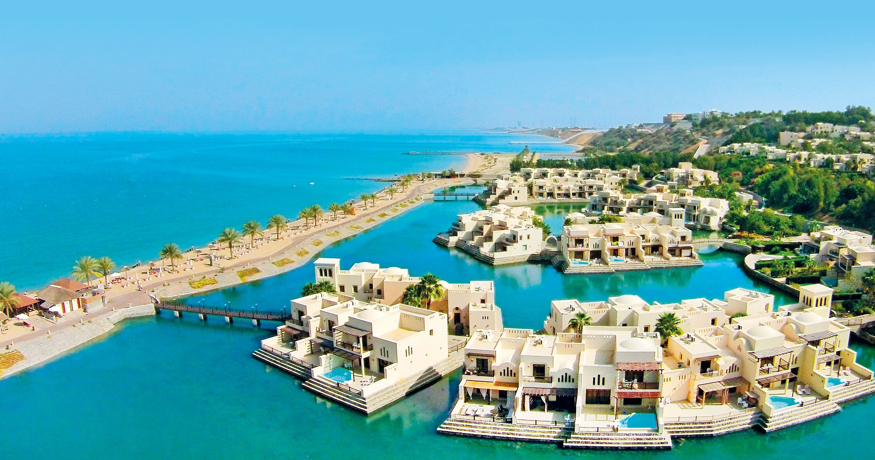 Hotel The Cove Rotana Resort