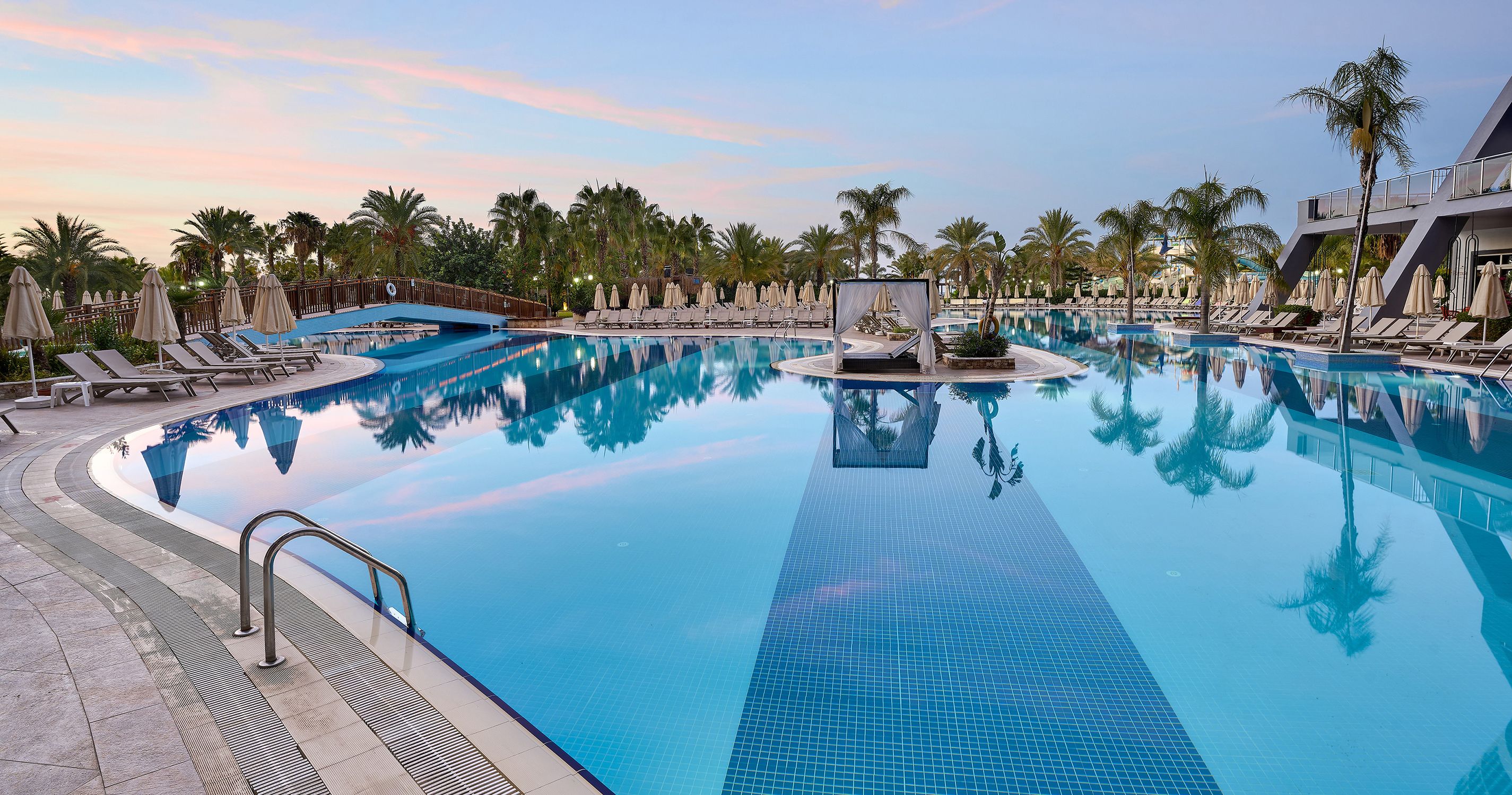 Hotel Seaden Sea Planet Resort & Spa