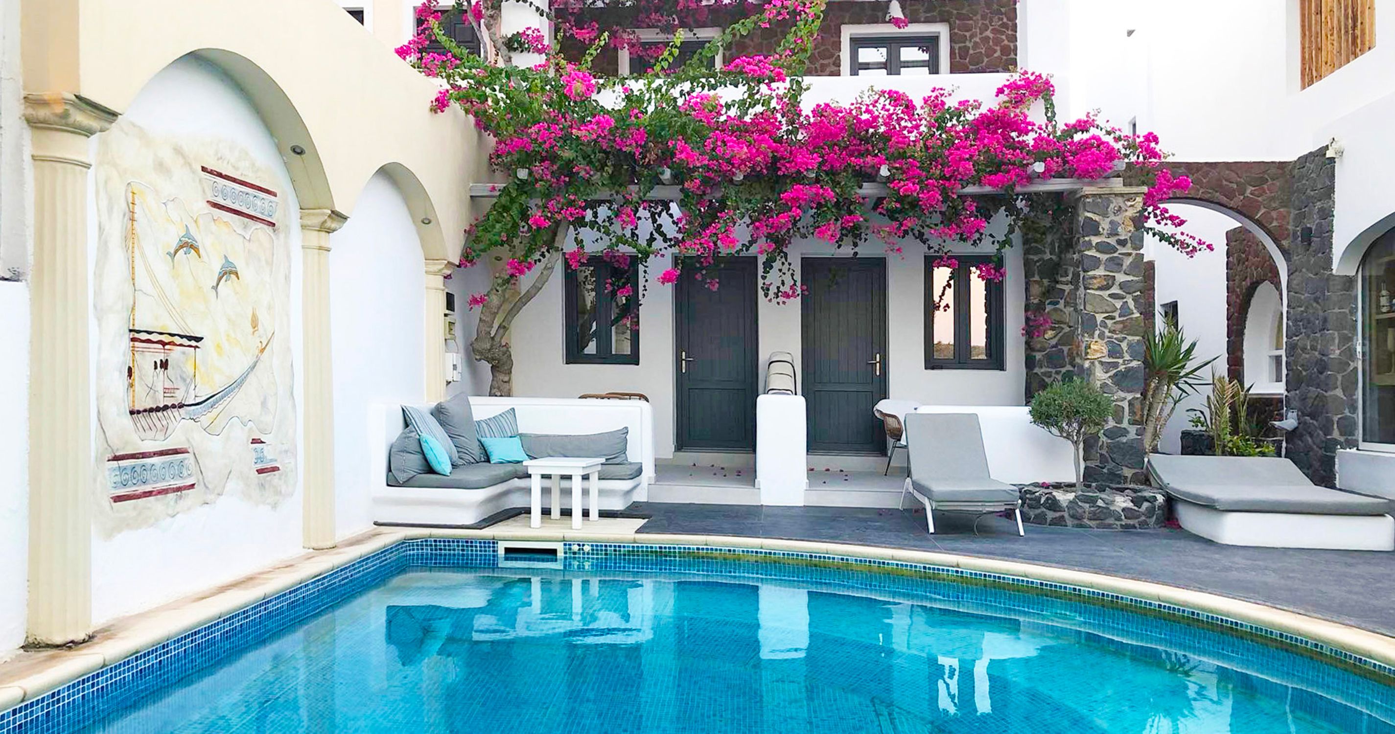 Hotel Bougain Villas