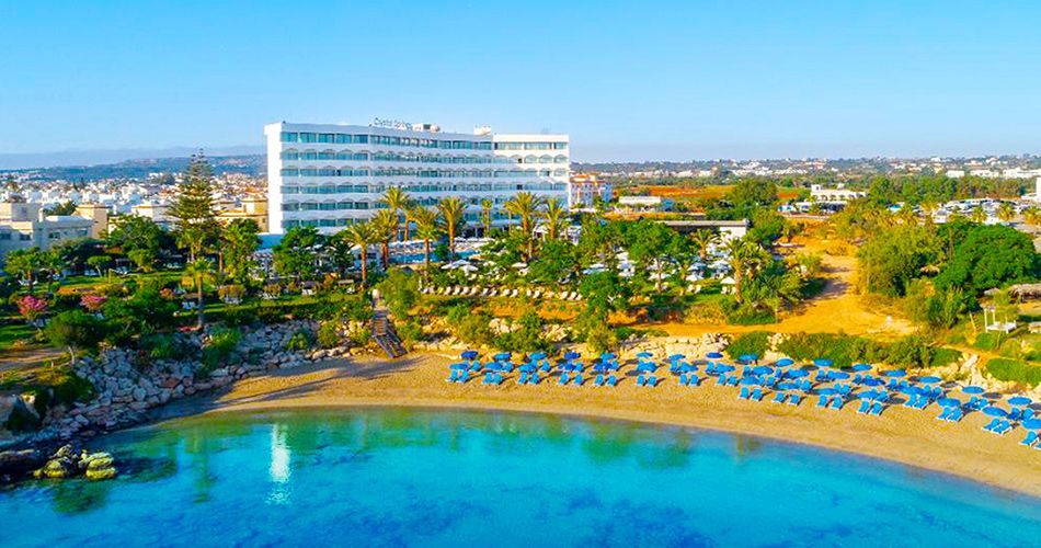 Hotel Crystal Springs Beach