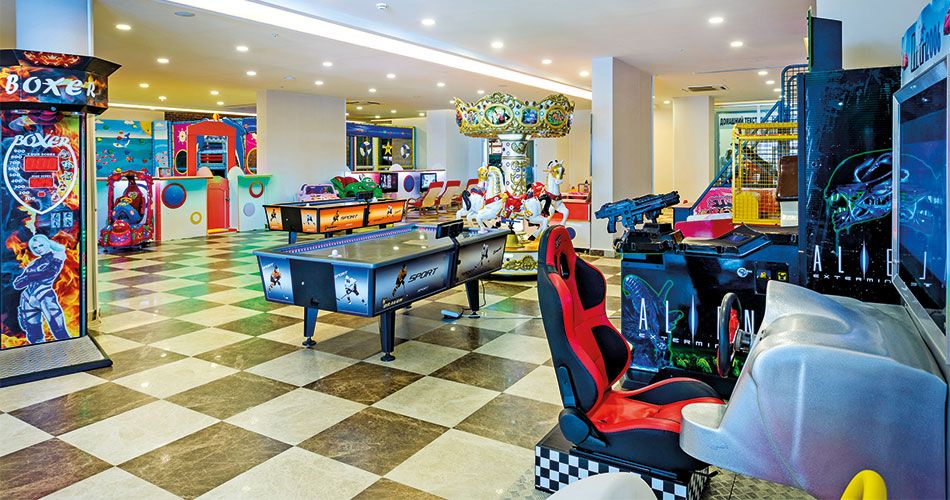 Hotel Lonicera World 6