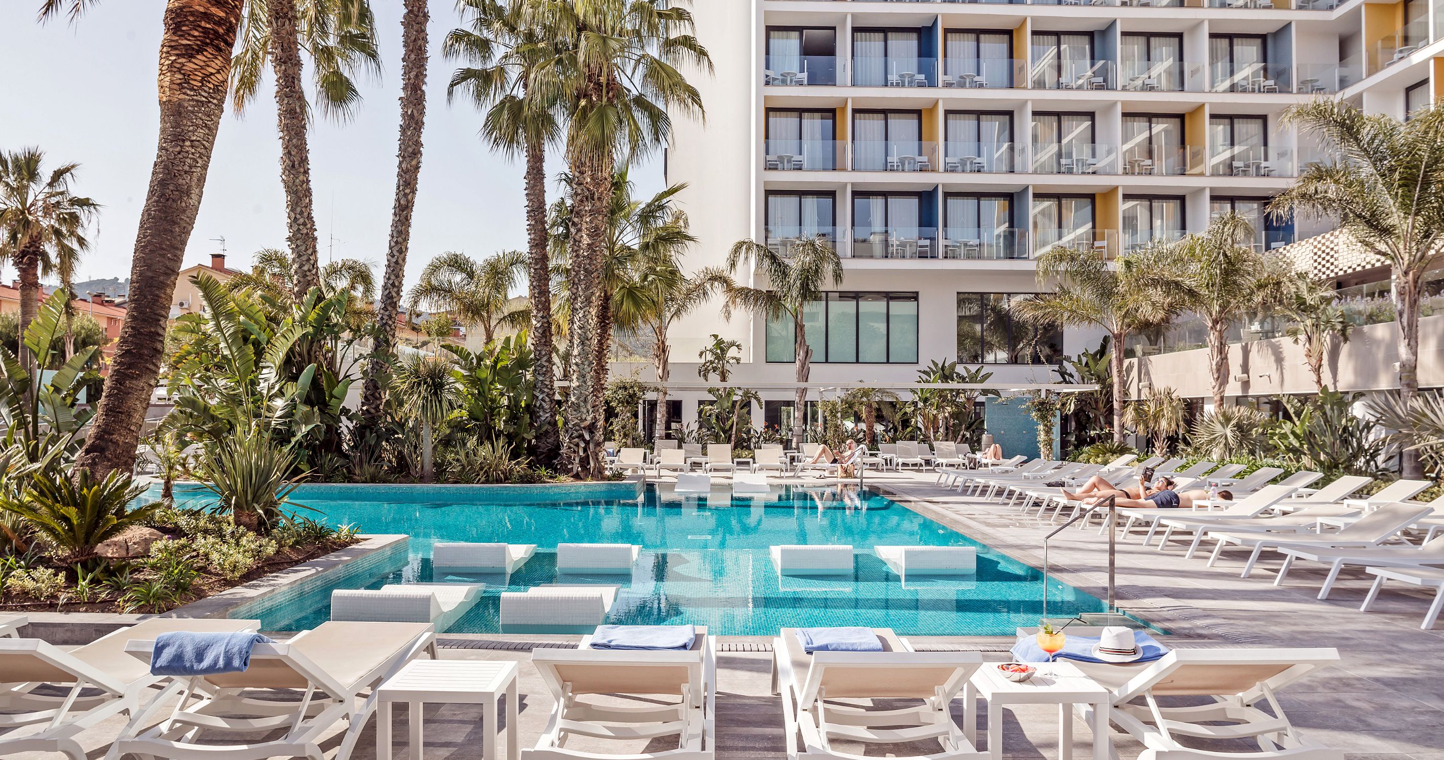 Aqua Hotel Silhouette & Spa