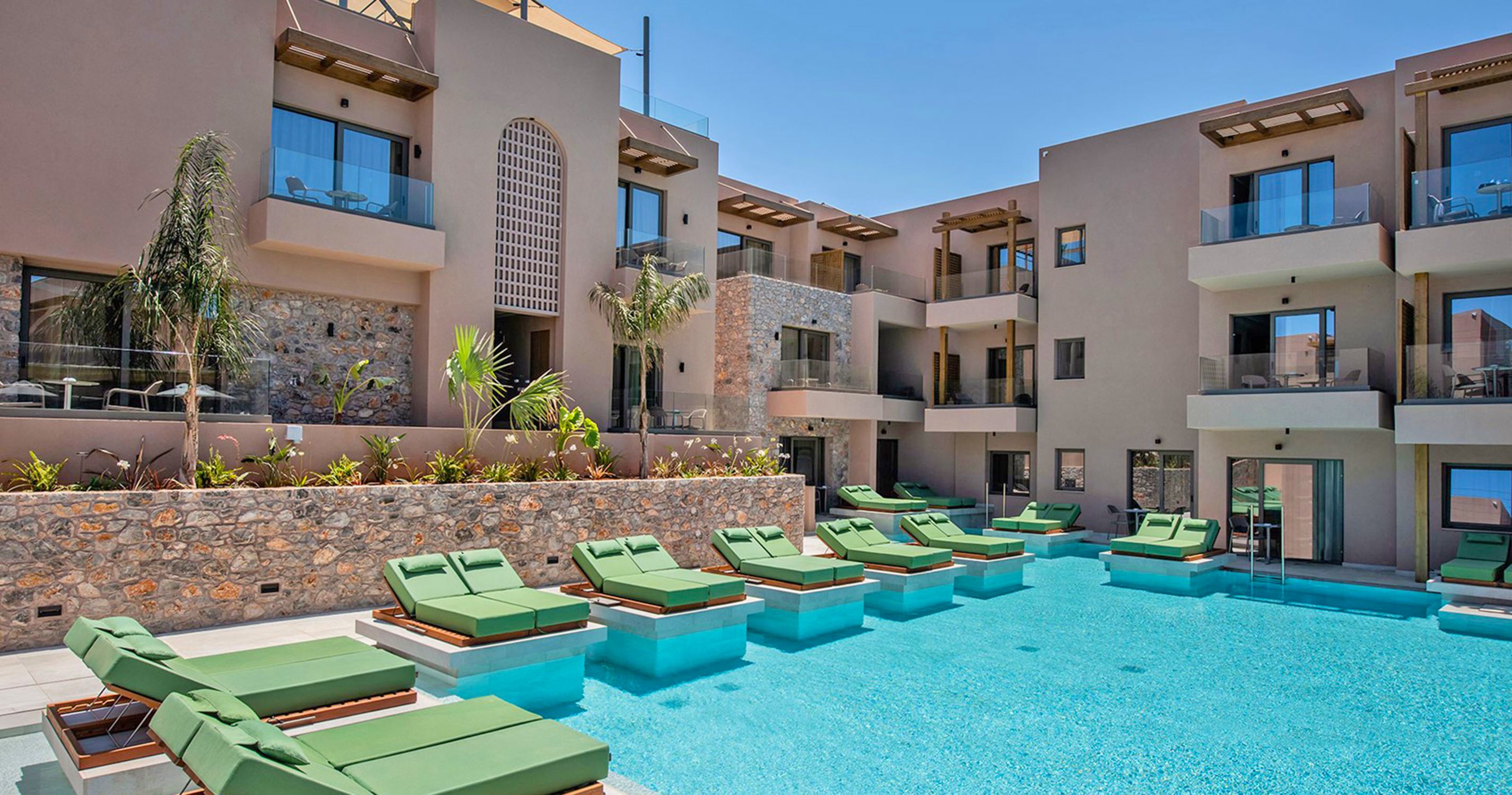 Hotel Paralos Venus Suites