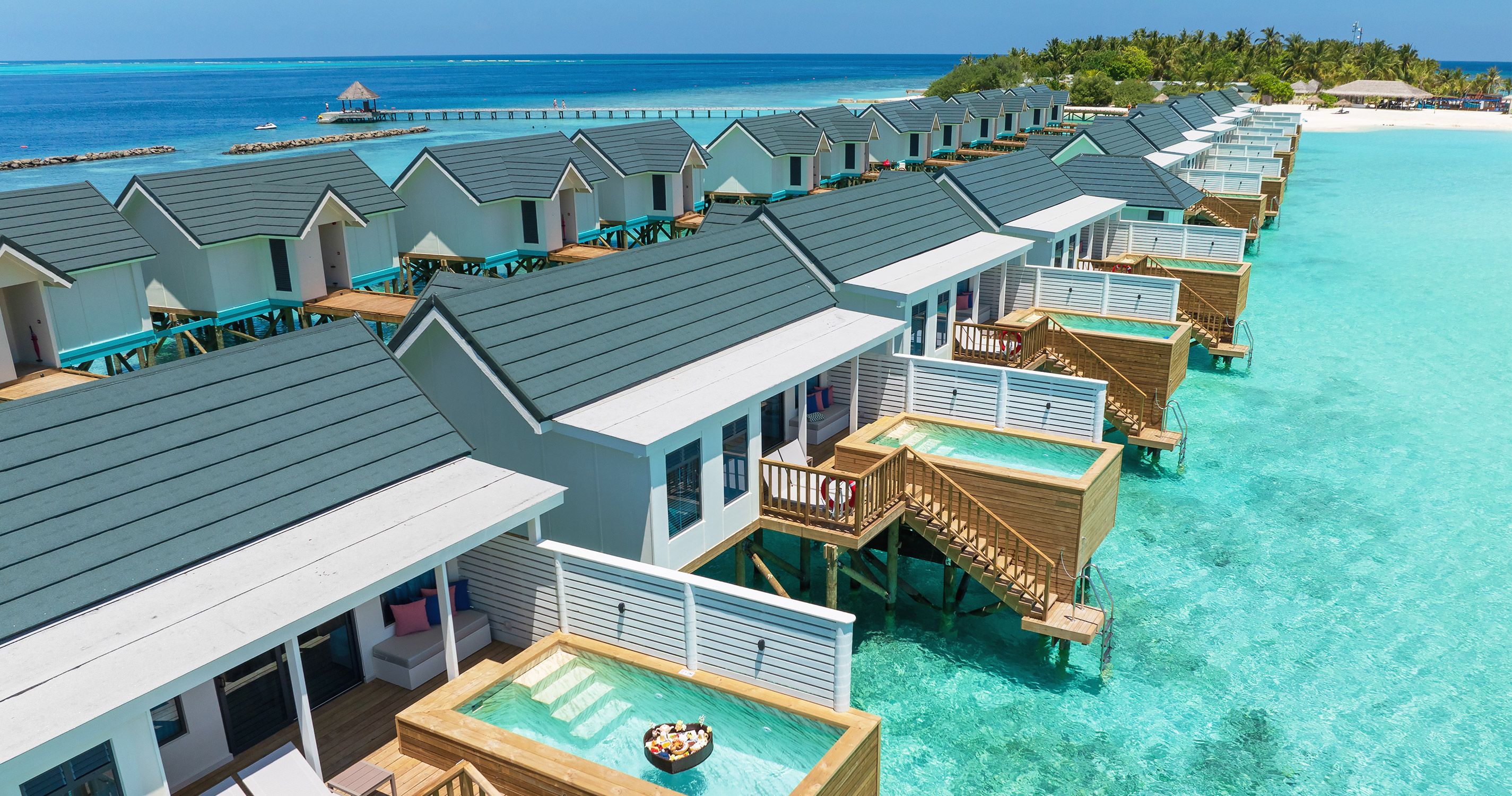 Vodní vila s bazénem