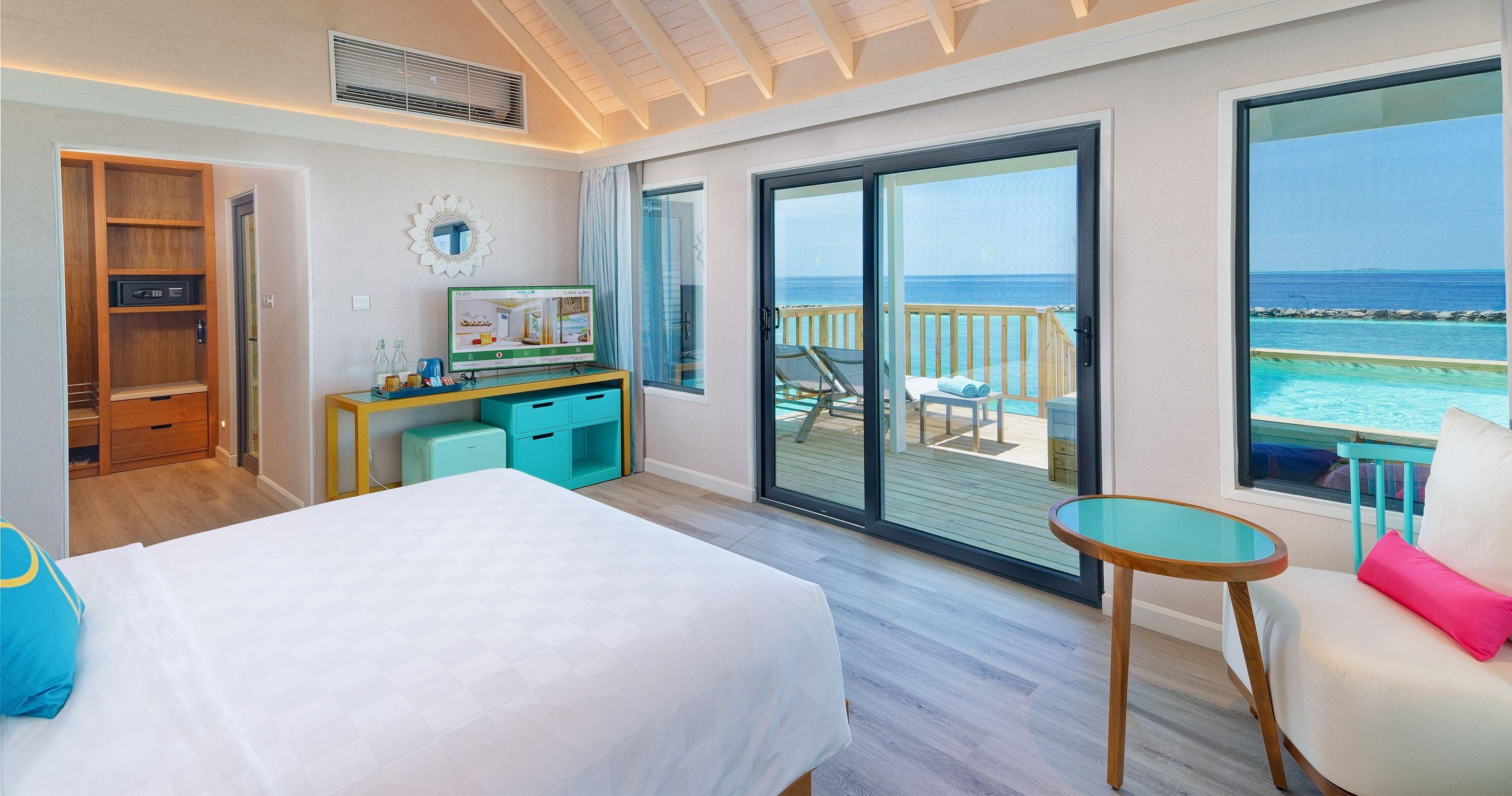 Vodní vila s bazénem