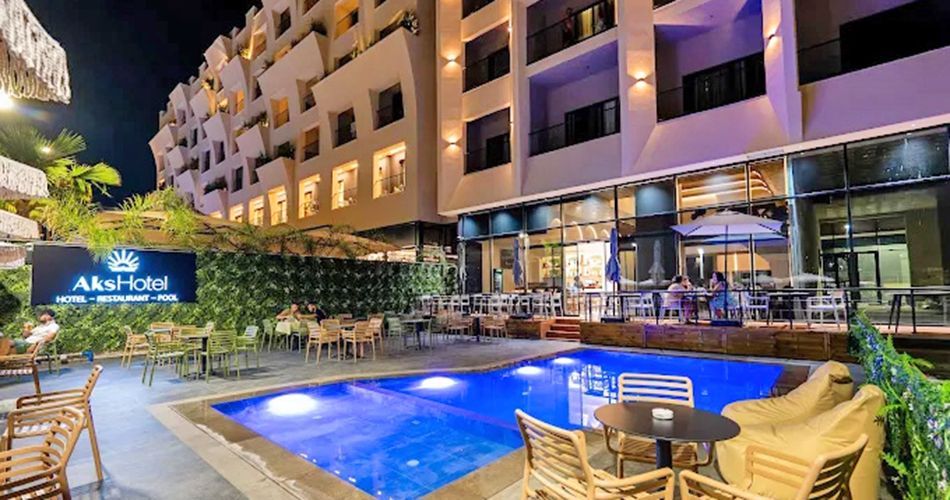 Aks Hotel