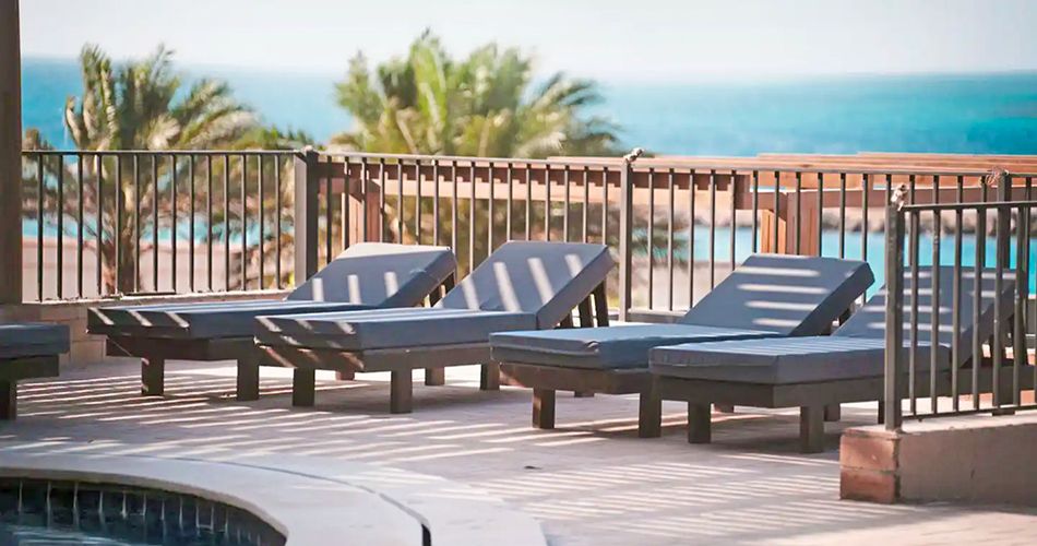 Lehátka u bazénu - vizualizace