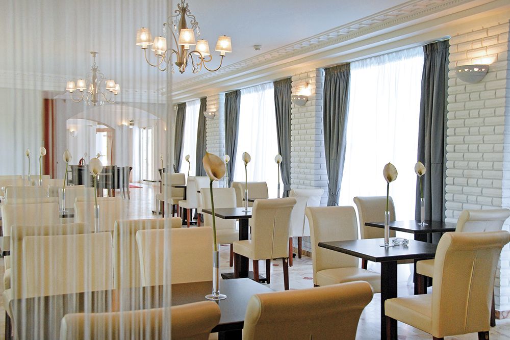 Restaurace