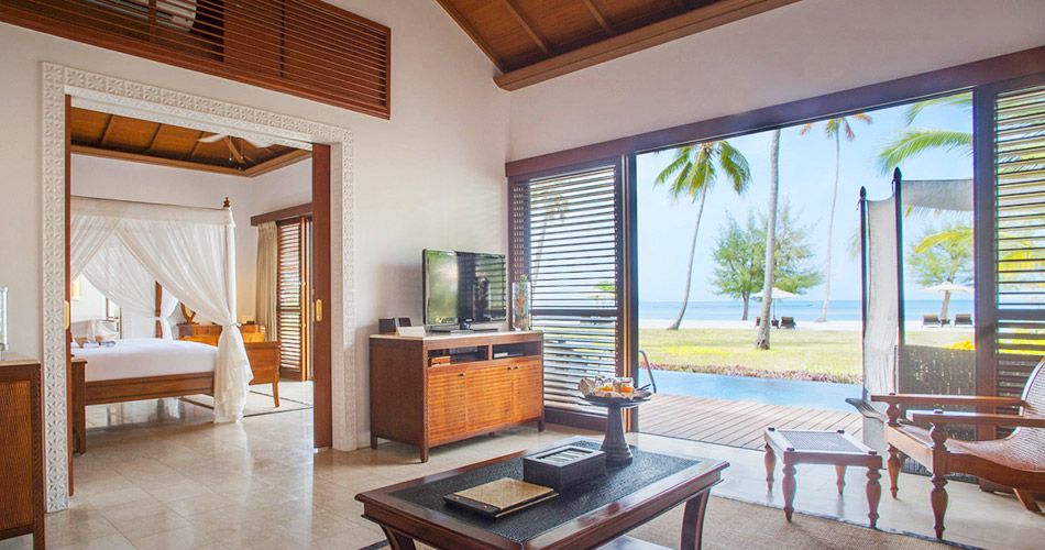 Front villa