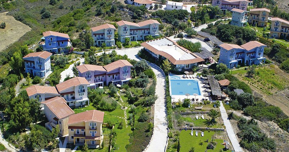 The Small Village Hotel & Maisonettes