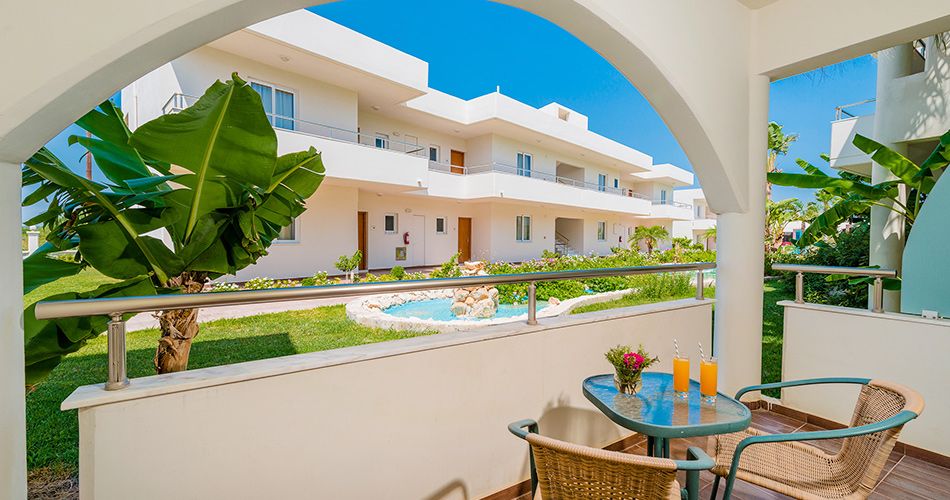 Standardní pokoj - výhled do zahrady