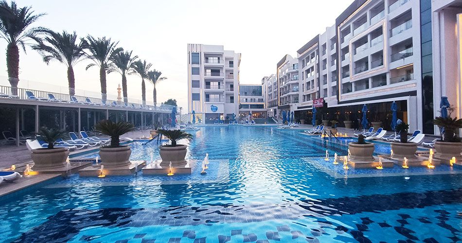 Bellagio Beach Resort