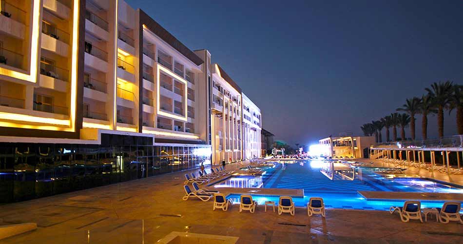 Bellagio Beach Resort