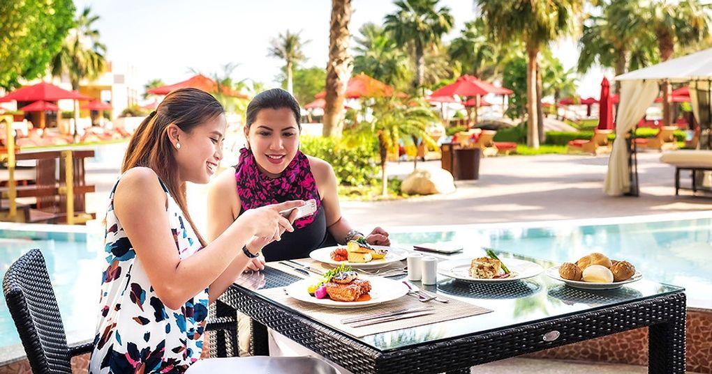 Khalidiya-Palace-Rayhaan-by-Rotana-FOOD