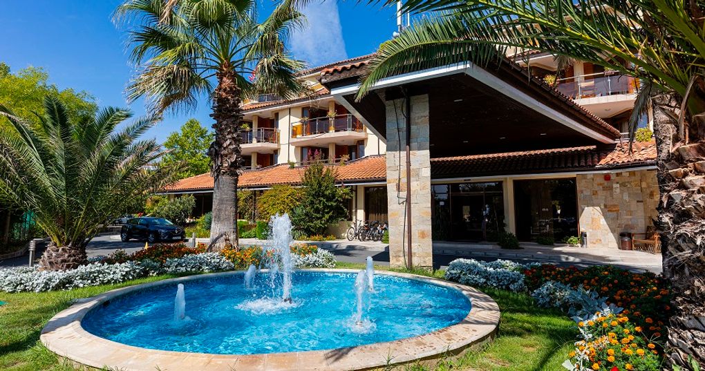 Laguna Beach Resort & Spa