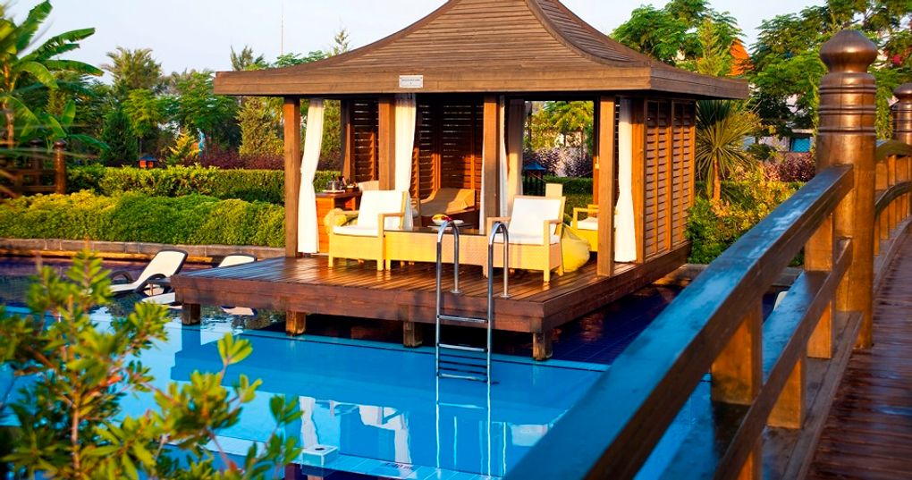 Pawilon przy basenie