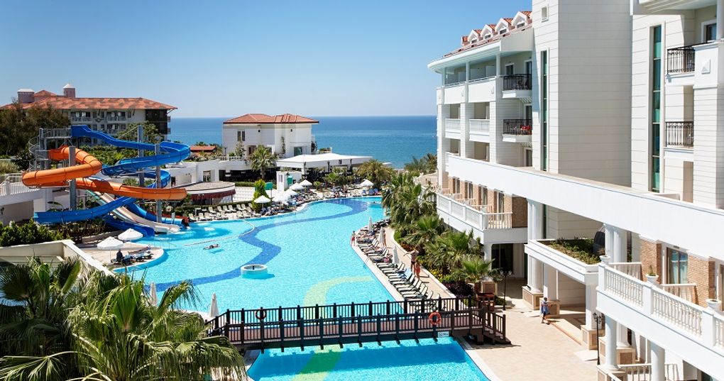 Alba Queen Hotel