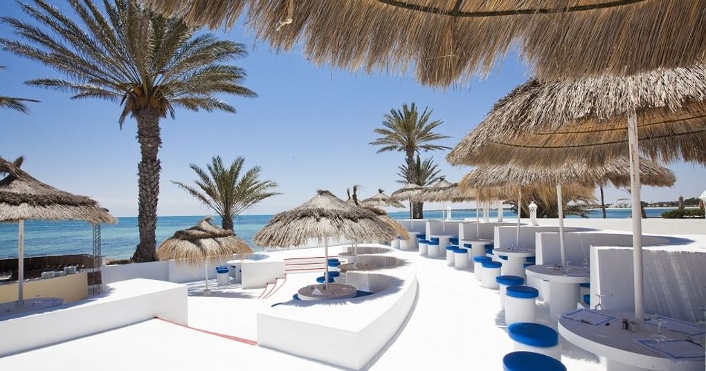 Bar przy basenie