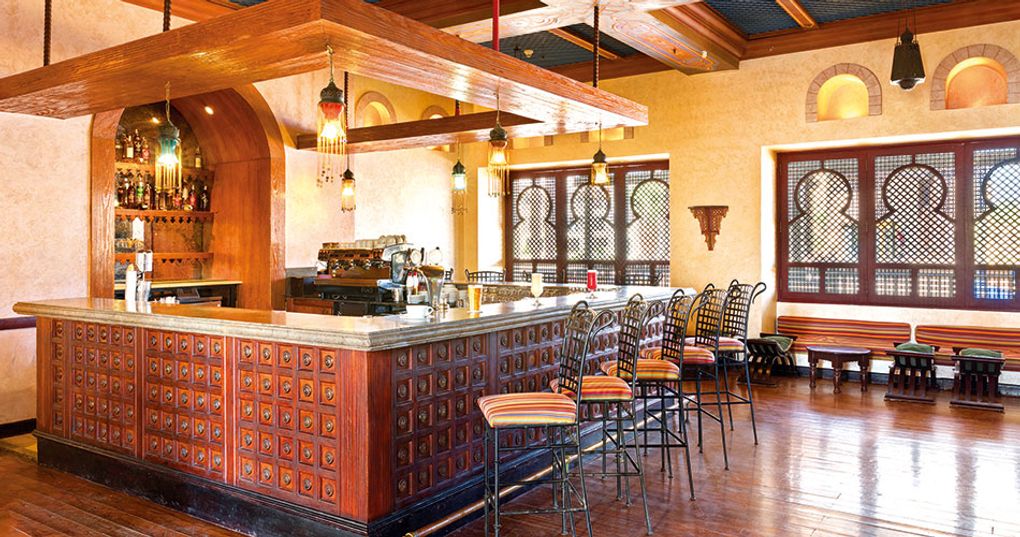 Bar