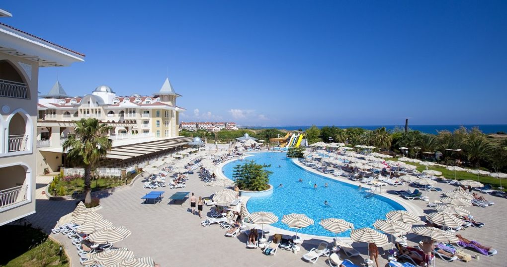 Side Star Resort