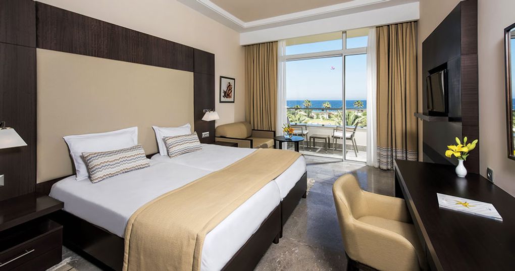 Pokój Junior Suite z widokiem na morze