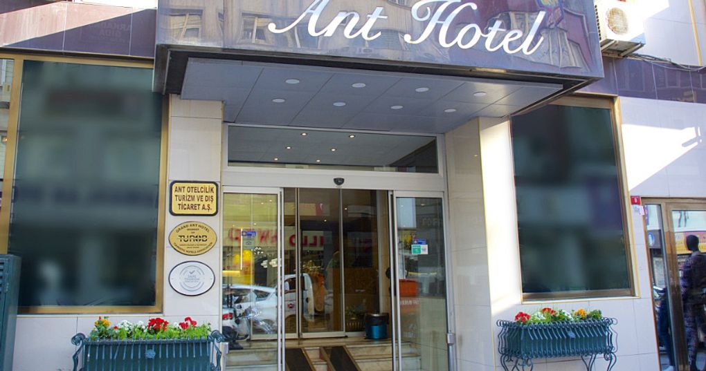 Grand Ant Hotel