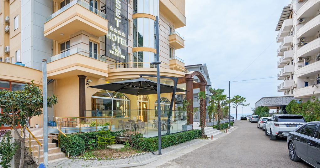 Sunset hotel
