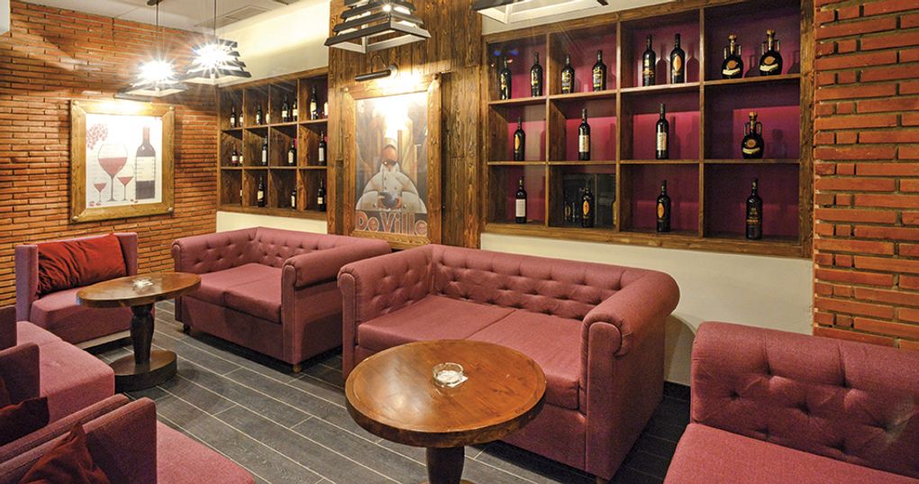 Bar