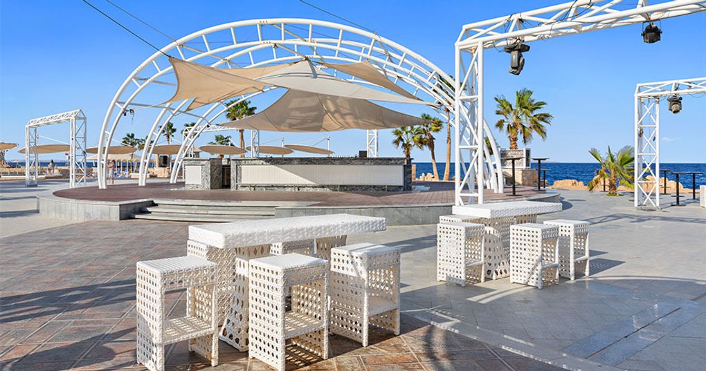 Beach Bar