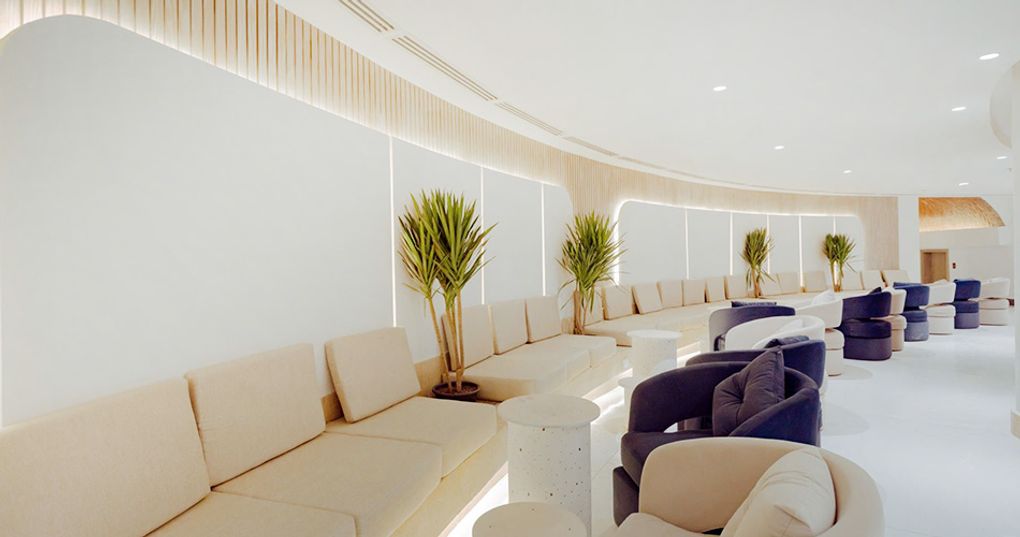 Lobby bar