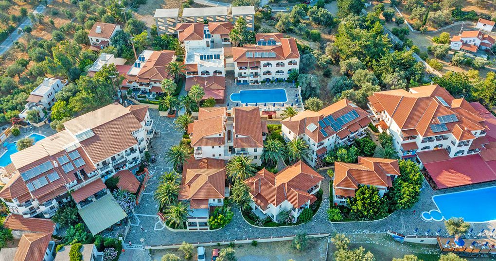 Hotel Kampos Village