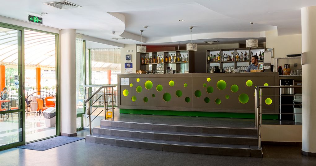 Lobby Bar
