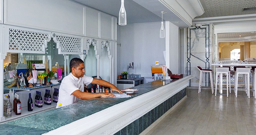 Bar przy recepcji