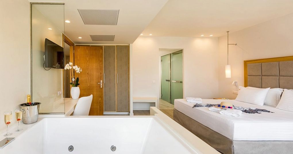 Przykładowy Deluxe Suite