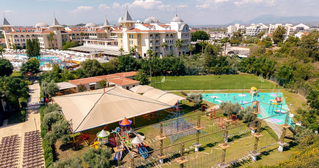 Side Star Resort