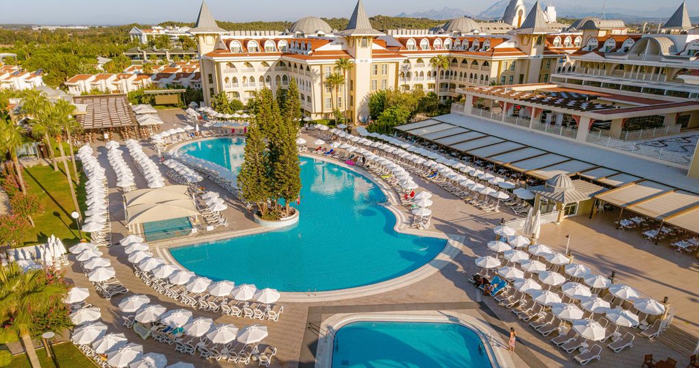 Side Star Resort