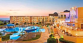 Okruh Ománem: Wyndham Garden Mirbat 10 Nocí